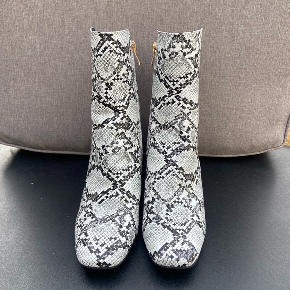 Faux snakeskin booties - Picture 2 of 4